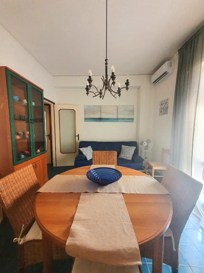 Home In The Blue Maiori Luaran gambar